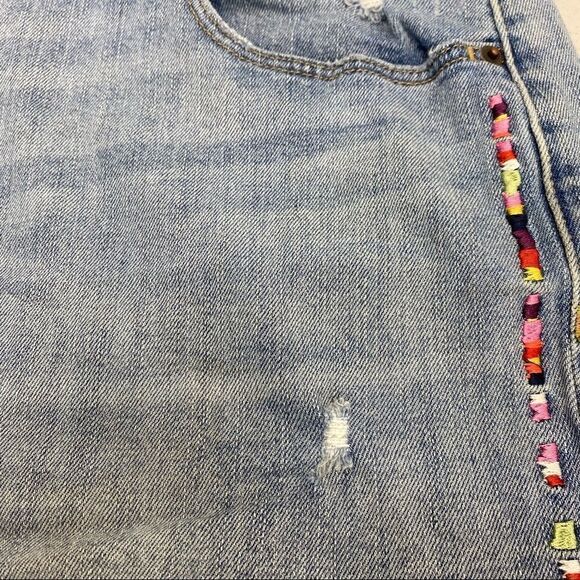 Old Navy Cuffed Boyfriend Denim Shorts size 16 - Picture 3 of 6